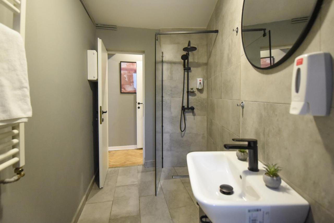 Studio cu balcon