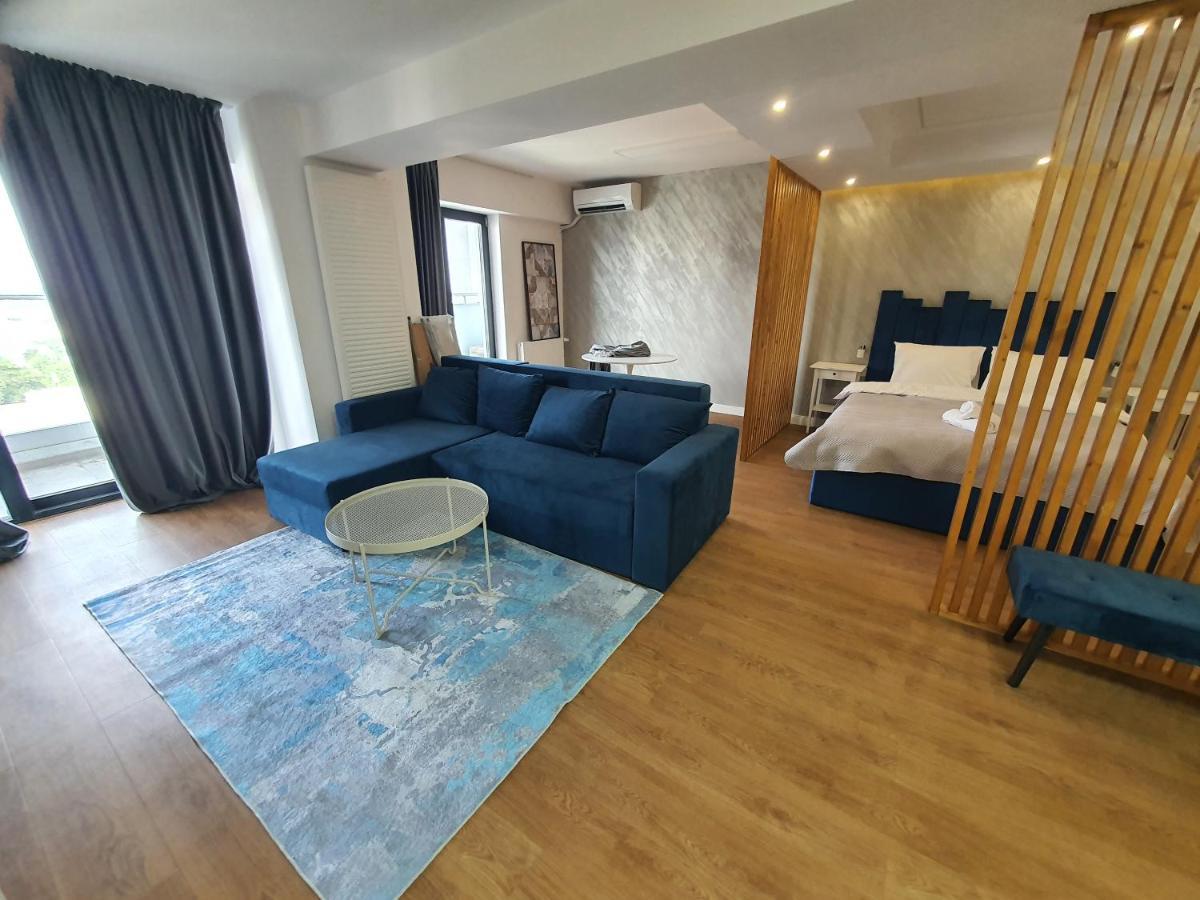 Apartament cu terasă