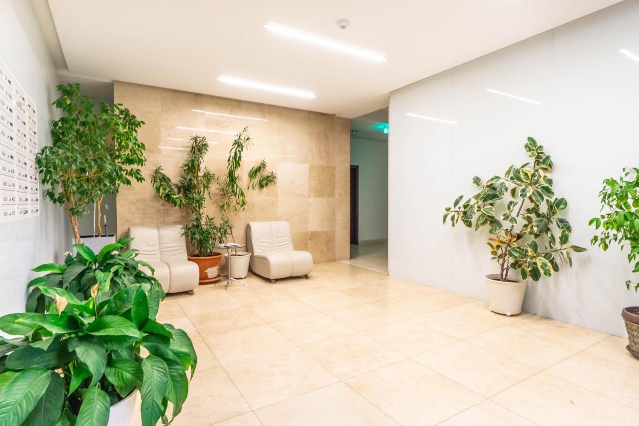 Apartament cu terasă