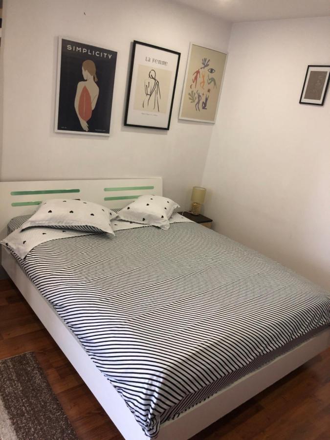 Studio cu balcon