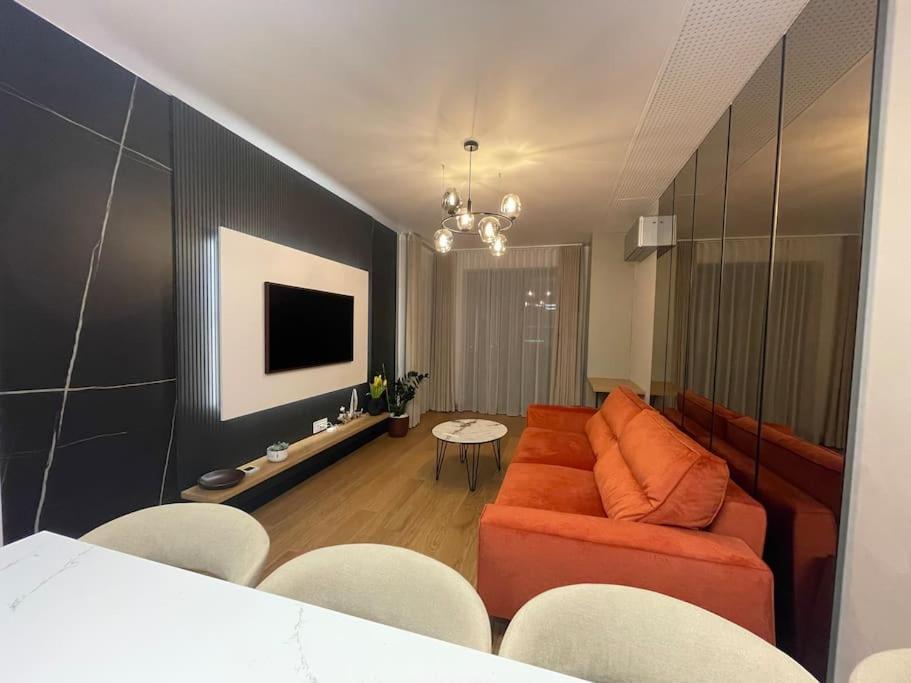 Apartament cu 2 dormitoare