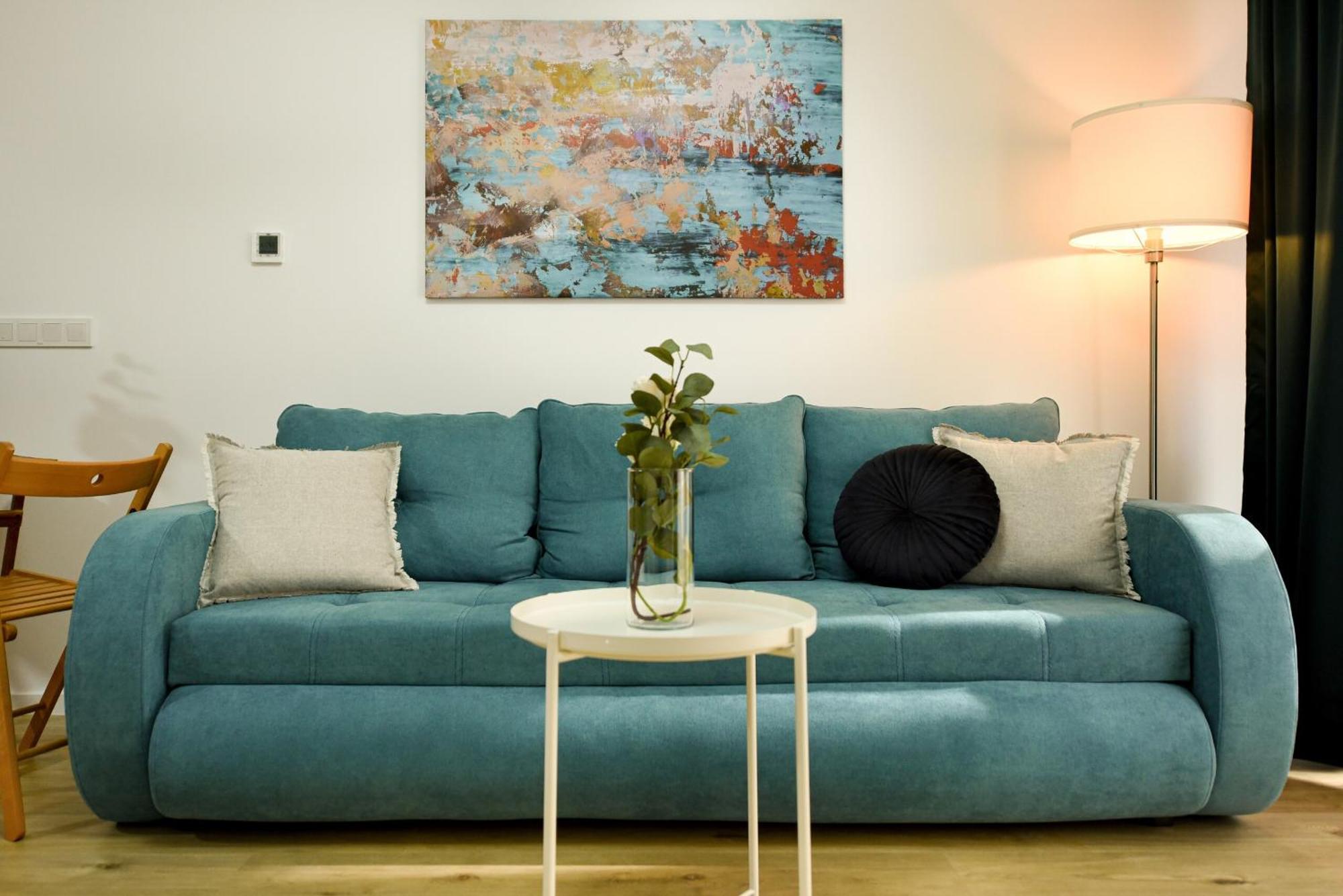 Apartament cu balcon