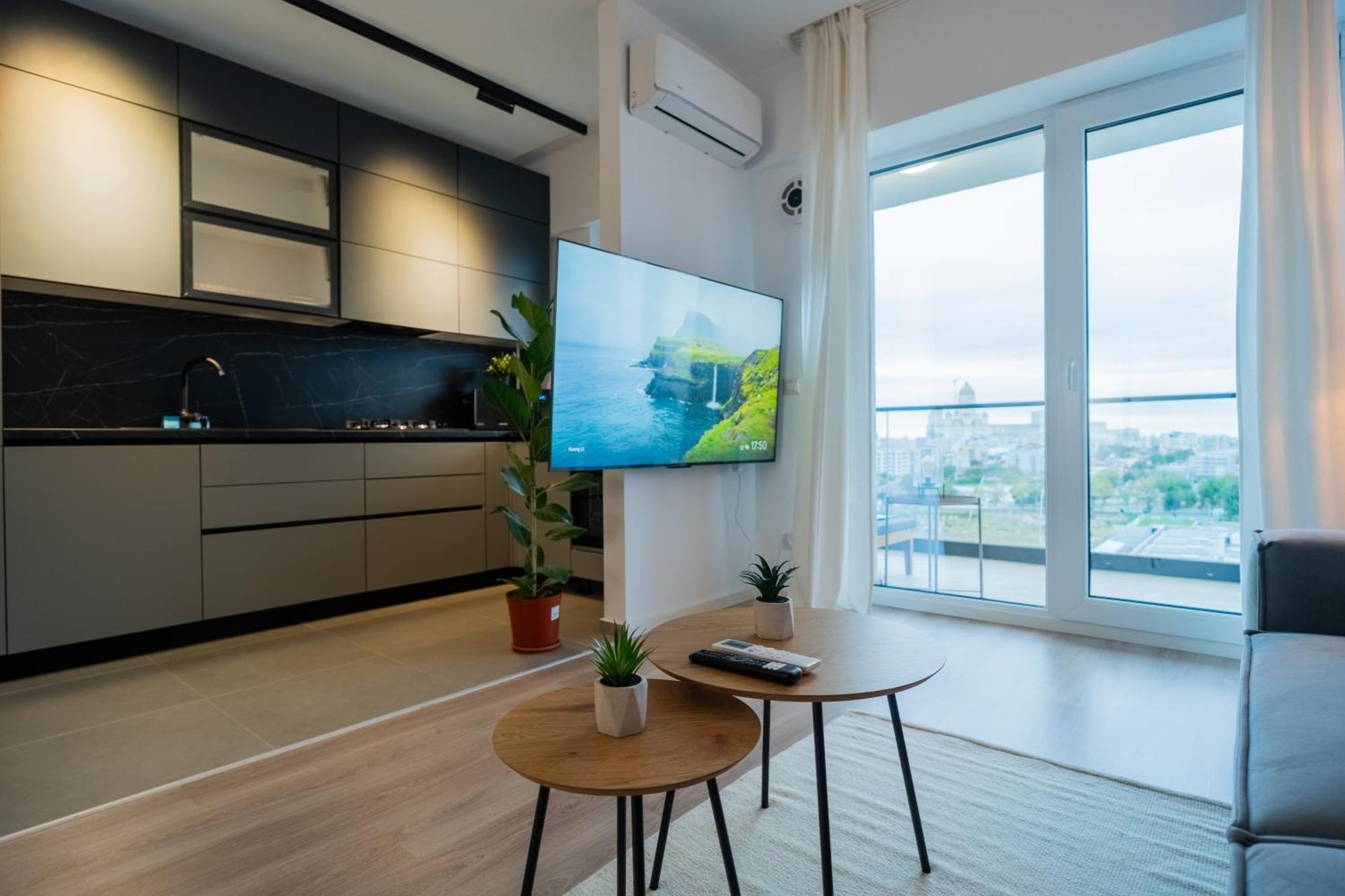 Apartament superior cu 1 dormitor şi balcon
