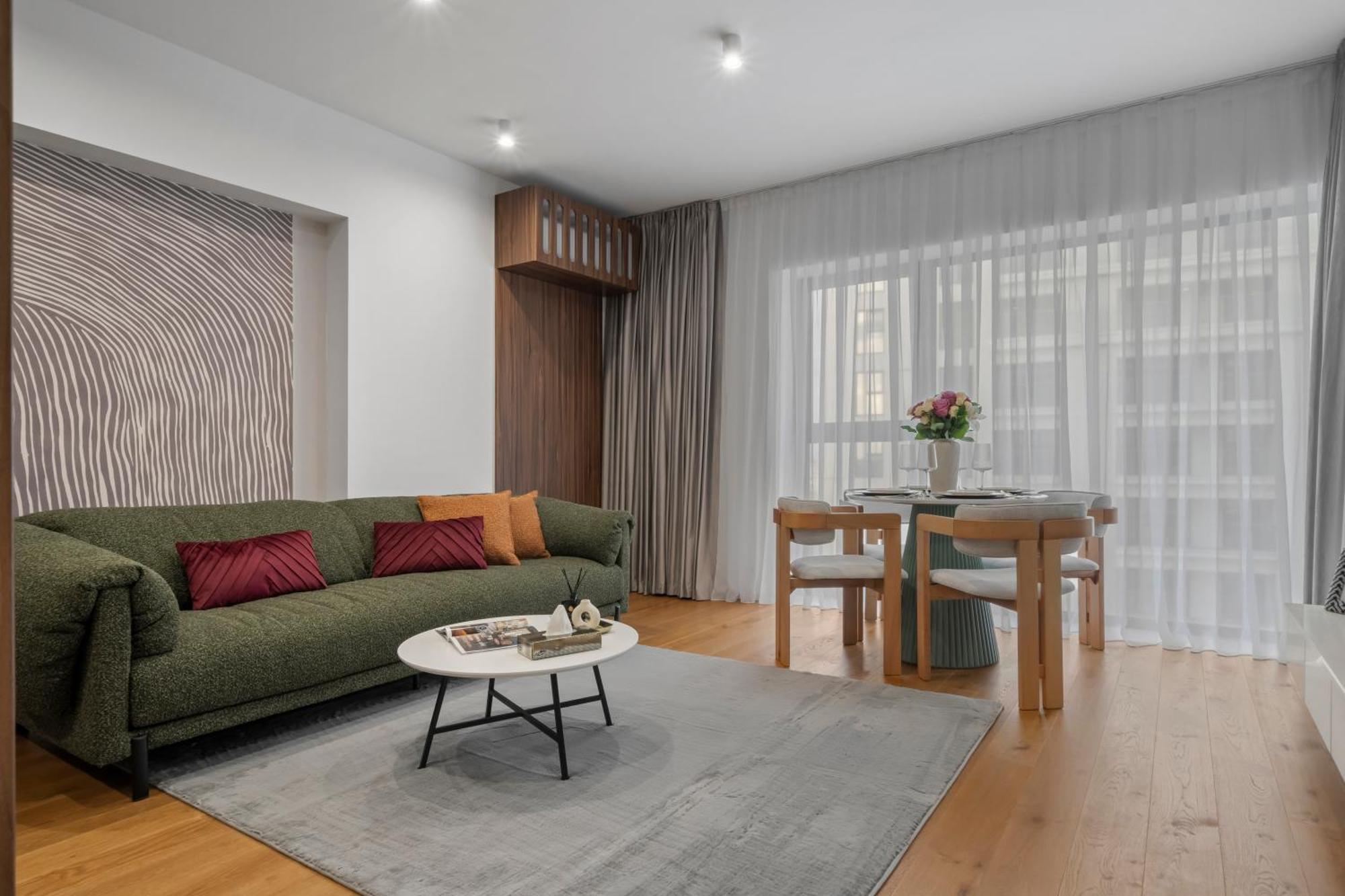 Apartament cu 1 dormitor şi balcon