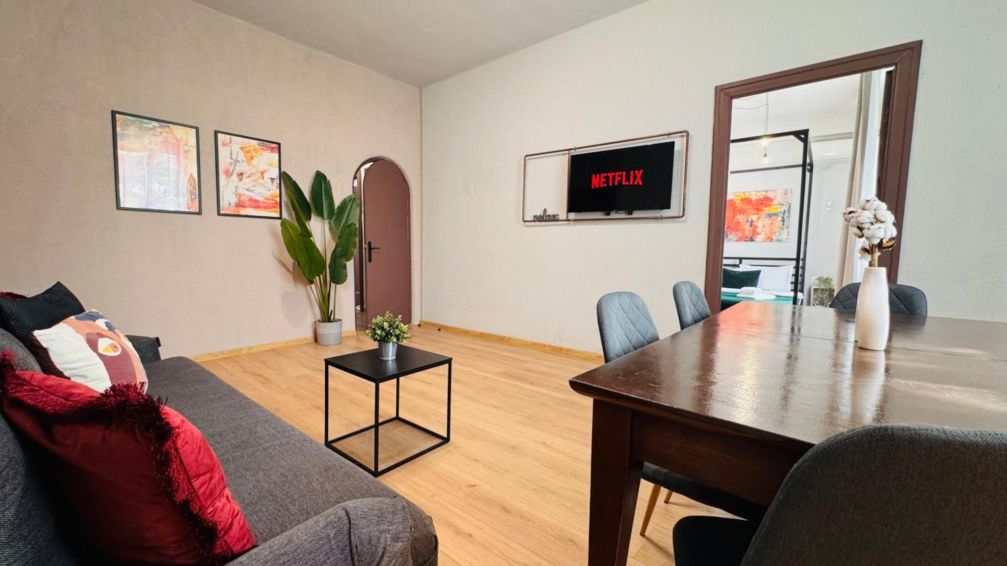 Apartament cu balcon
