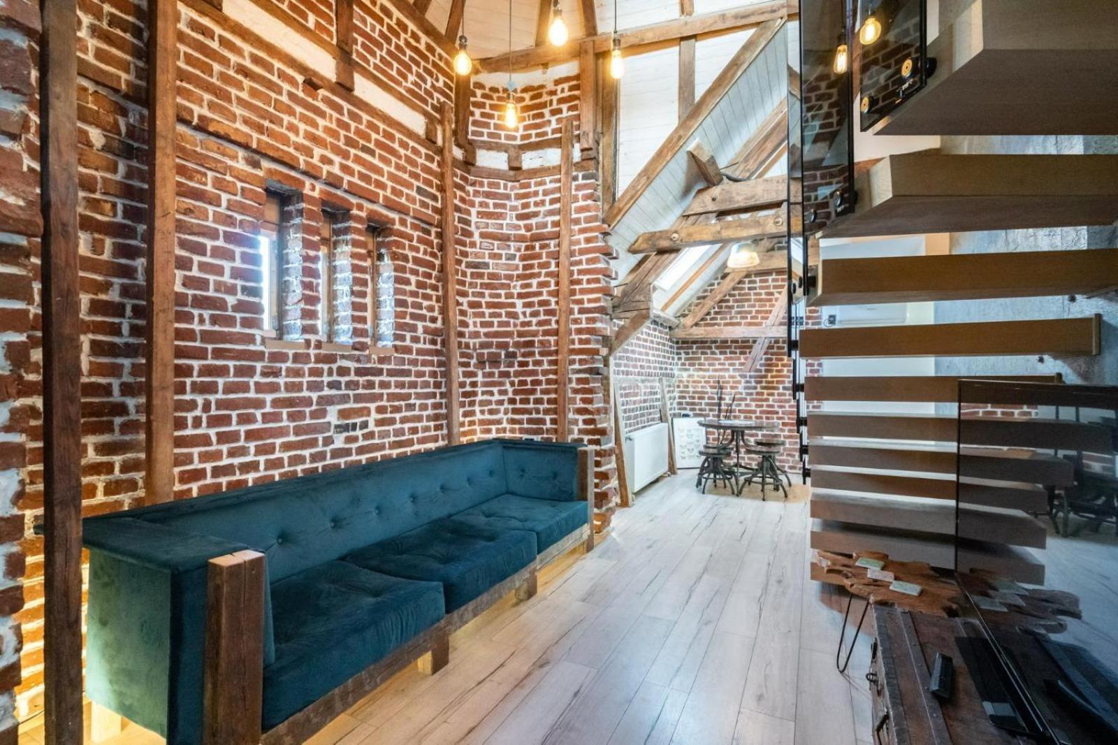Two-Bedroom Apartment with 2 Open Bedded Spaces