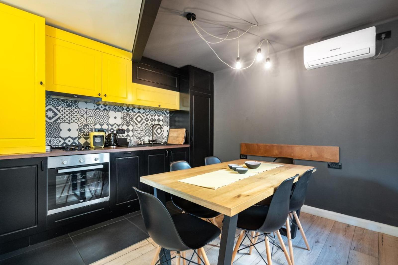 Apartament cu 4 dormitoare