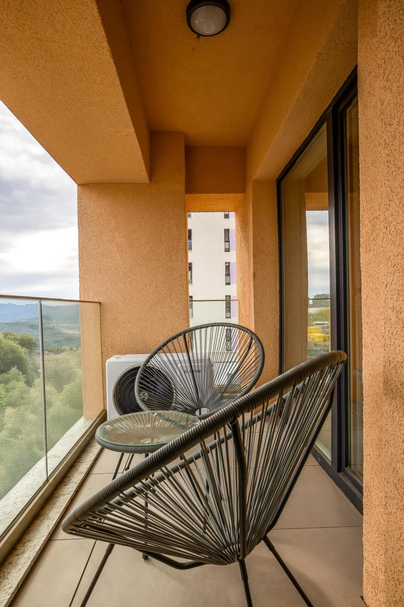 Apartament cu 2 dormitoare cu balcon