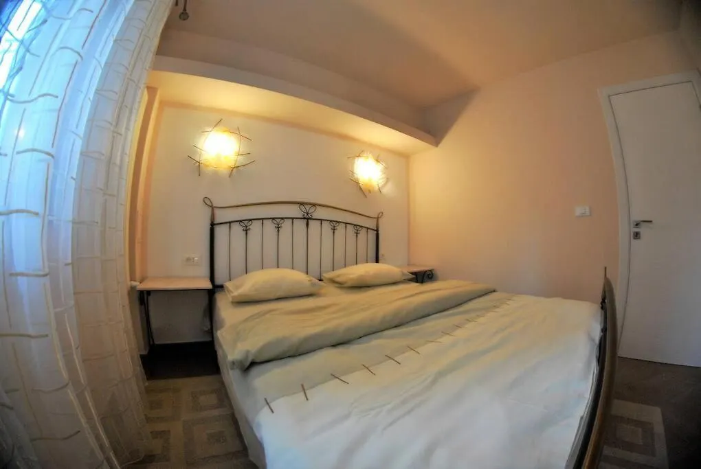 Modern & Central Apartment In North Of Bucharest-1
