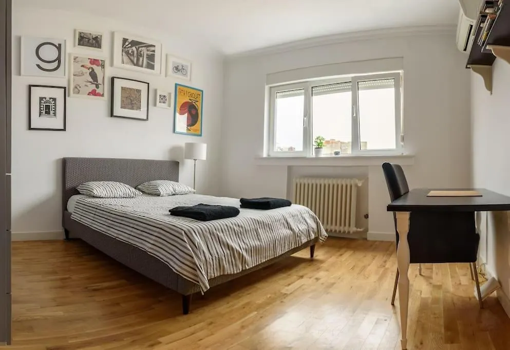 Calderon - Studio In Centre At Universitate & Old Town-1