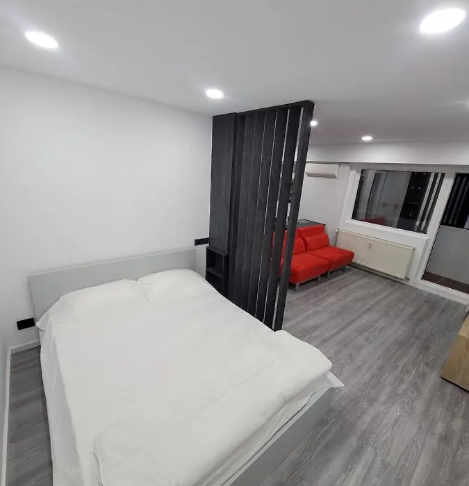 Studio 88-1