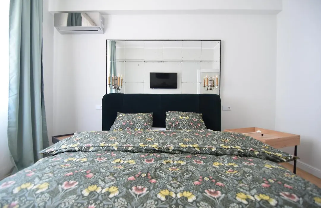 Beautiful Apartment In Old City-1