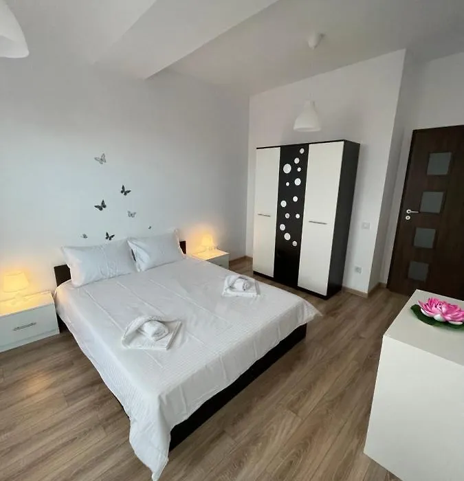 WOW Park Drumul Taberei apartment-1