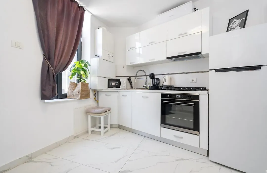 Monza-Apartment-1