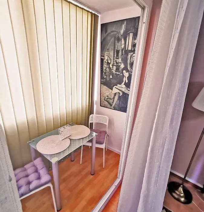 Cozy Studio Athenee-1
