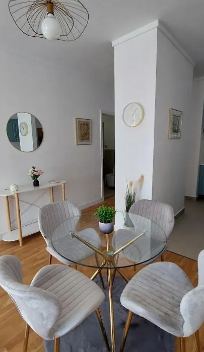 Luxury New Apartament Private Parking Self Check In-1