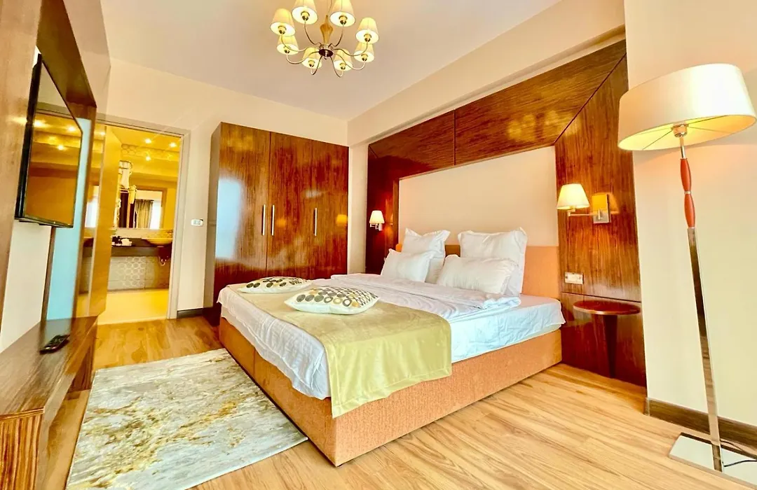 Presidential Luxury Apartments With Amazing View - Yamaluxe-1