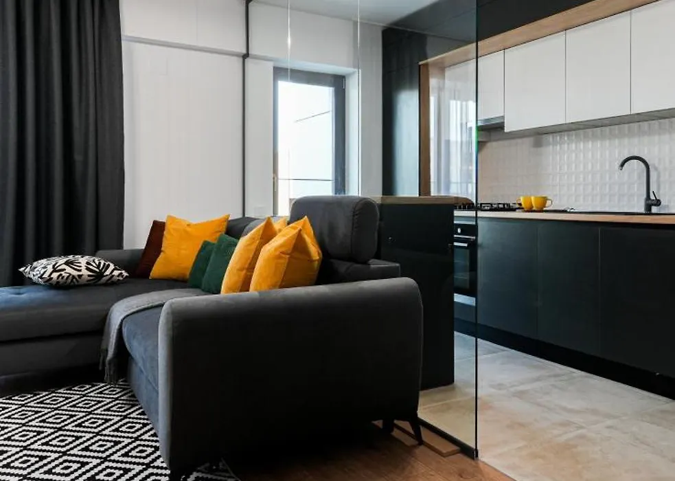 Sandra - Park-View Apt Near Obor Market & Metro Station-1