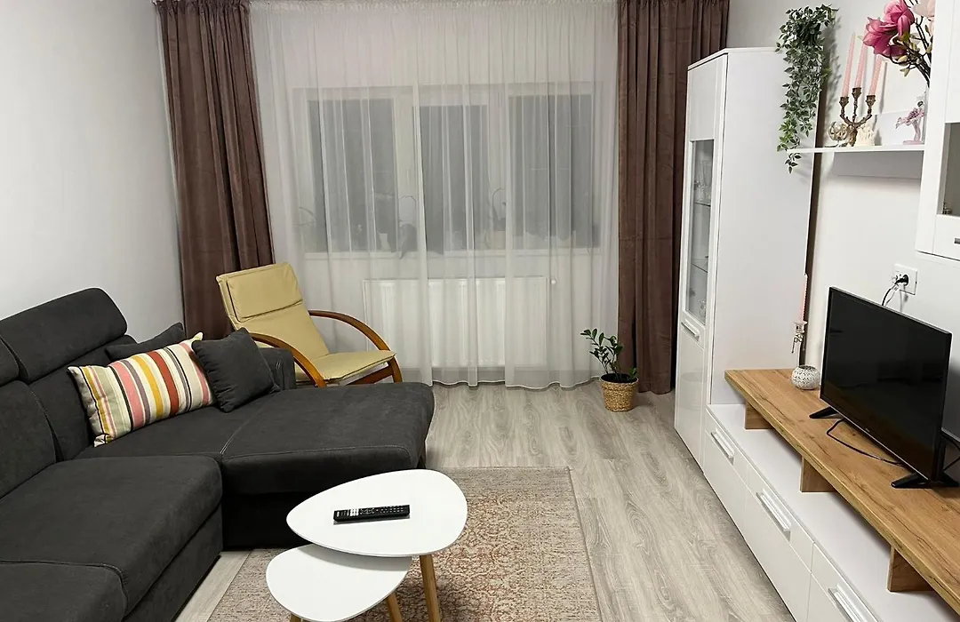 Lory'S Apartament-1