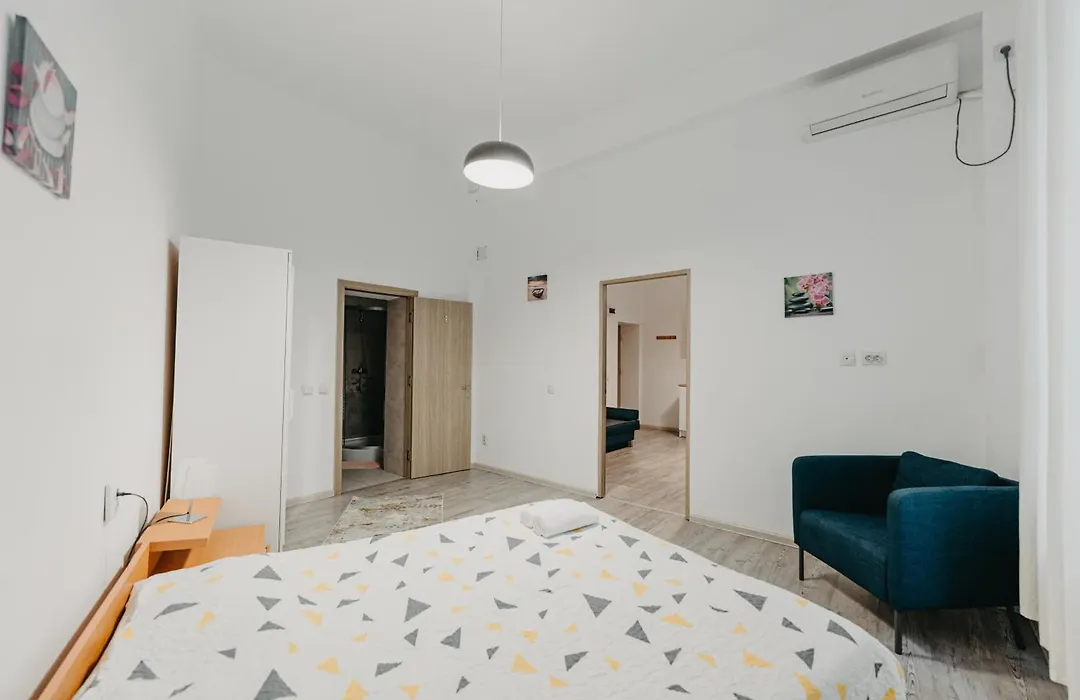 Studio Piata Amzei NR.1 (8 D)-1