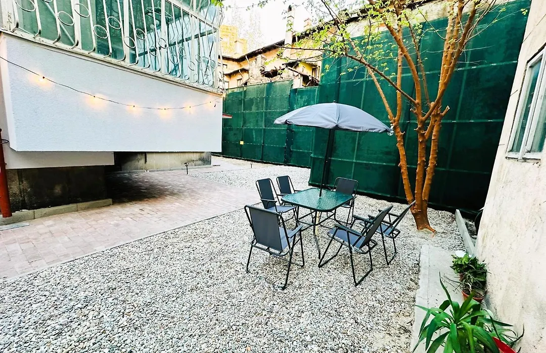 Central Old Town Oasis - Ap 10-1