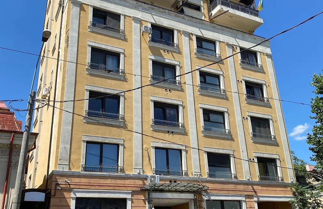 Royal Suite Unirii-2 BDR Apartment-1