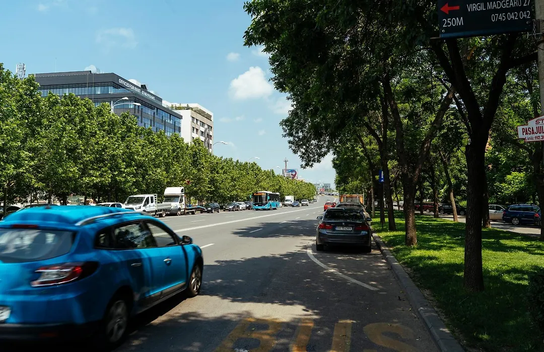Herastrau Park Luxury Apartment-1