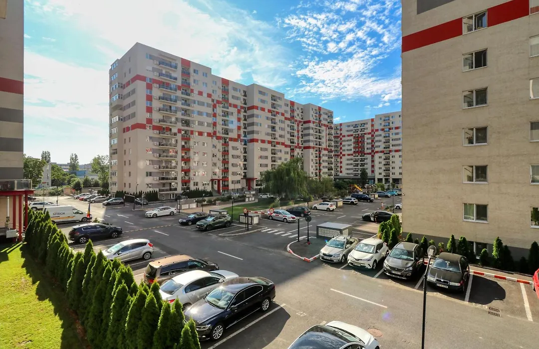 Homie Grand Apartment - Private Parking - Self Check-In-1
