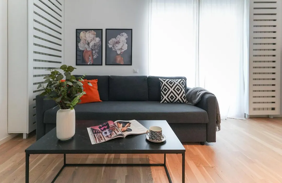 Maria - Modern Apartment With Parking And Workspace-1