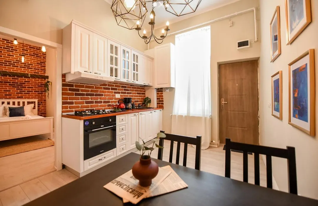 Elegant Studio - Urban Escape in Bucharest-1