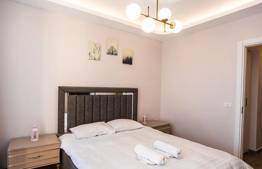 Accommodation 2Beds Ultracentral-1
