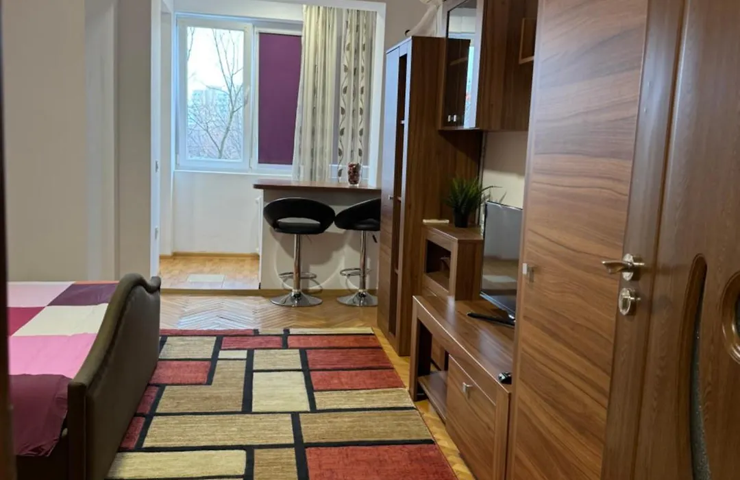 Titanii Park Apartment-1