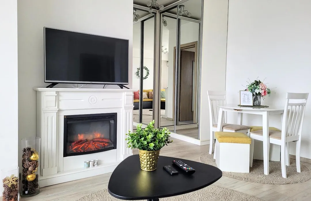 Stylish City Escape, Fireplace, Sunset Views-1