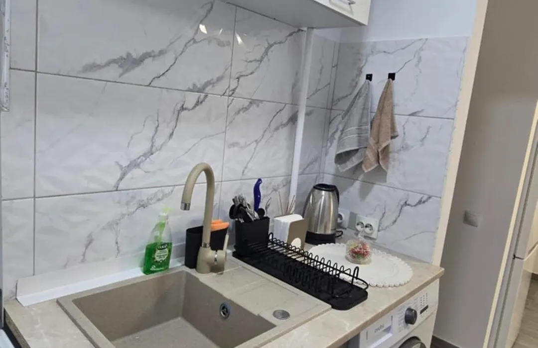 2 room apartment 15 minutes from Unirii-1