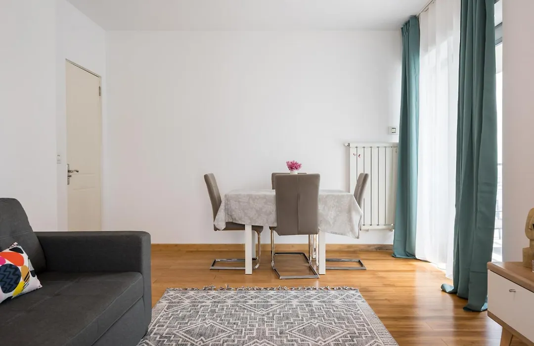 Skyline I 1 Bedroom Apartment On Nerva Traian-1