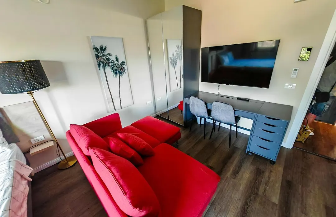 Beautiful new studios&apartments super central location-1