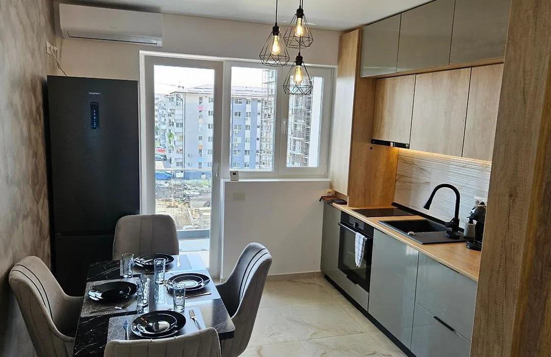 The Oak Apartment-1