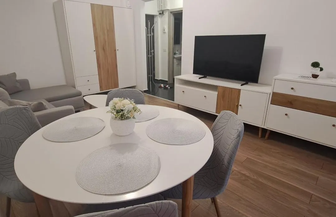 Brown Residence - Elegant Aparthotel-1