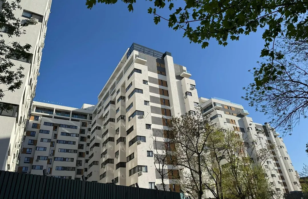 Bucharest Luxury Glam Apartments City Center Area - Parking Option-1
