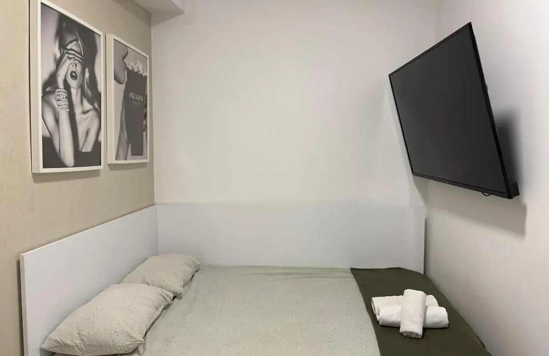 Fancy Apartment Stay-1
