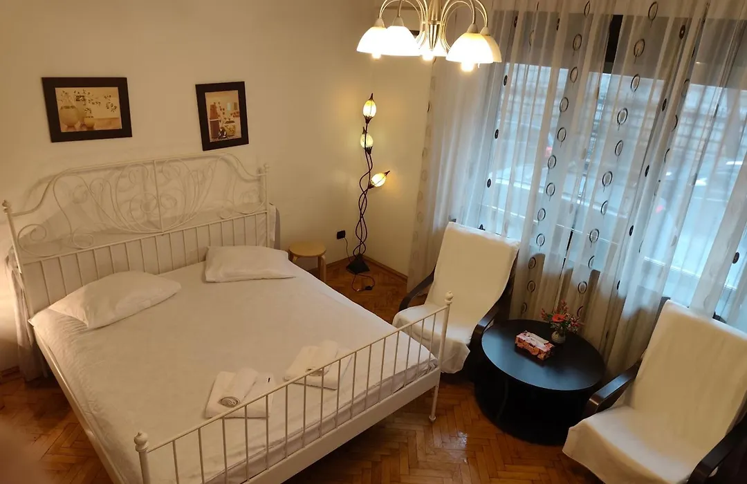 Apartament Athenee Palace Bucharest-1