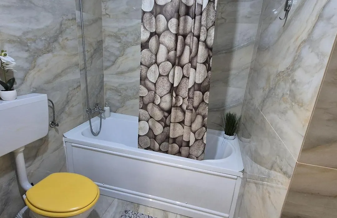 Marble Studio-1
