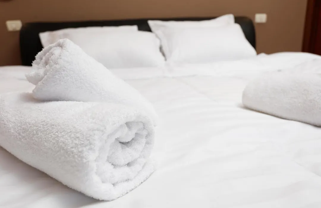 Cozy & Roomy -3Bdr Near Old Town - Chill & Relax-1