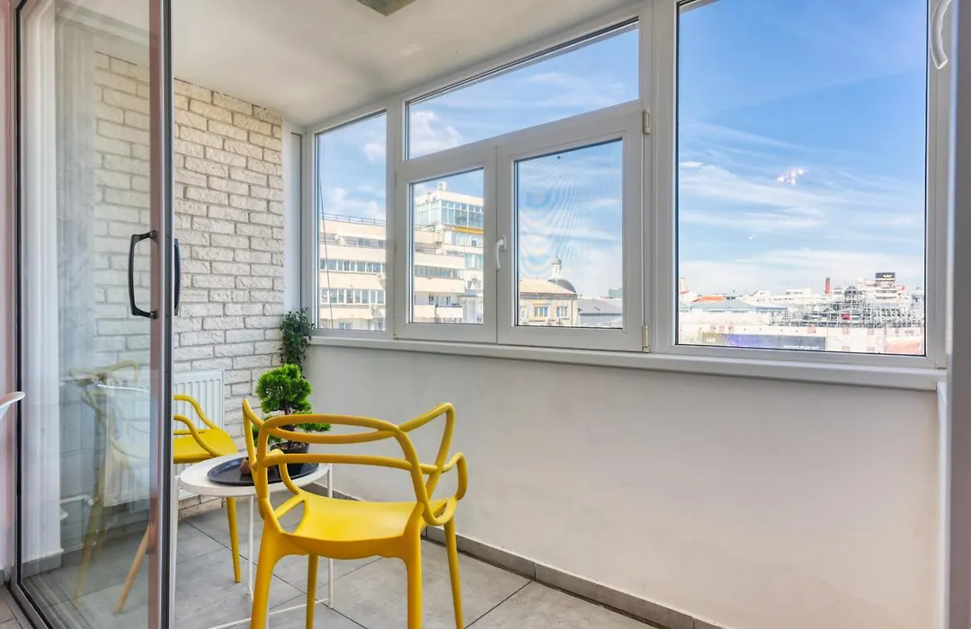 Sky View Apartment - Balcony Over Universitate-1