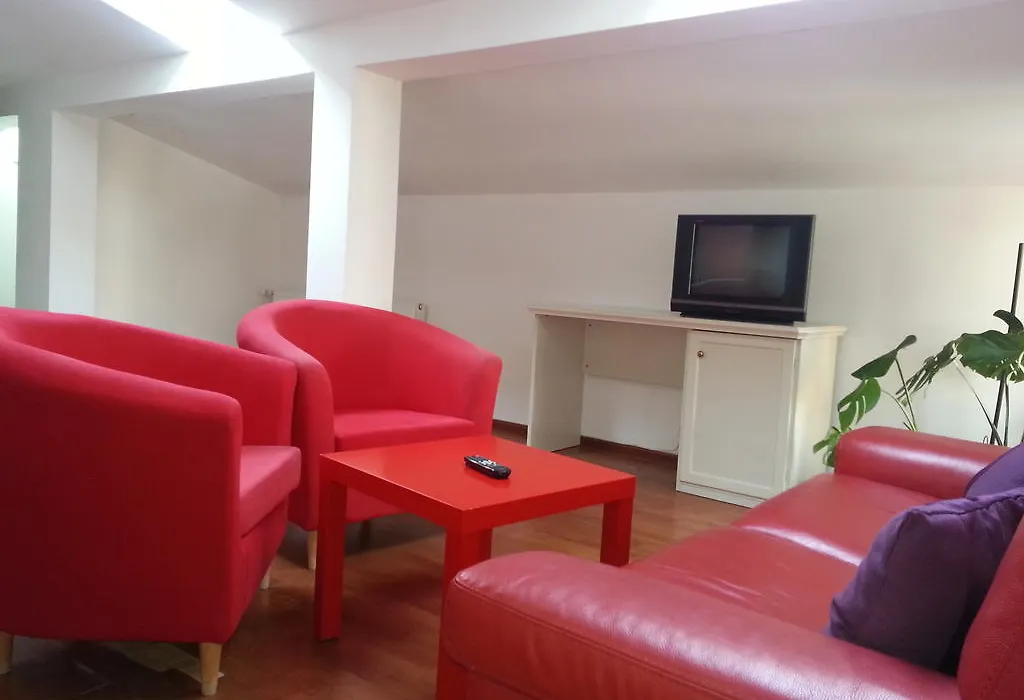 Banu Manta Apartments-1