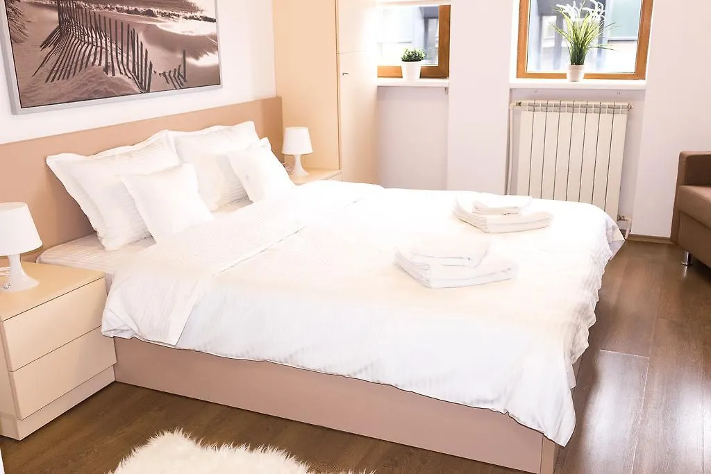 Grand Central Accommodation - Smardan-1