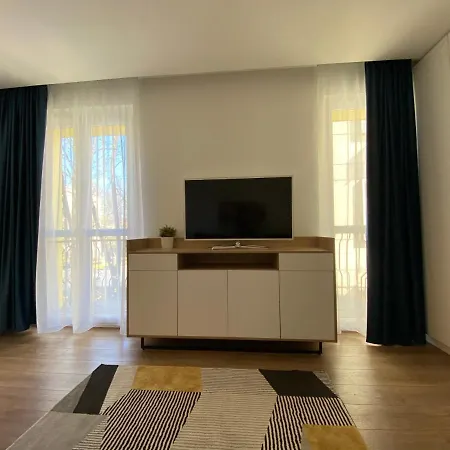 Cozy Apartment In The Business Area Of Bucharest-2