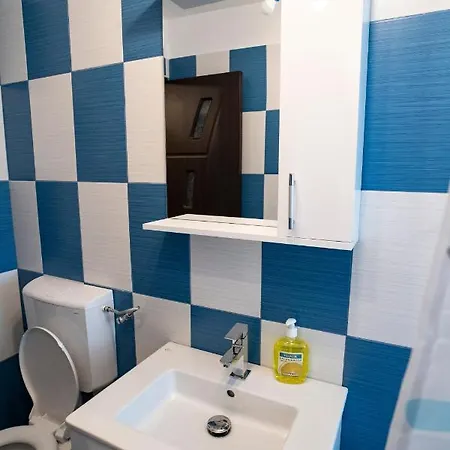 Garsoniera LUX Drumul Taberei-3