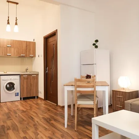Ultracentral Apartament With Balcony - Old Town-2
