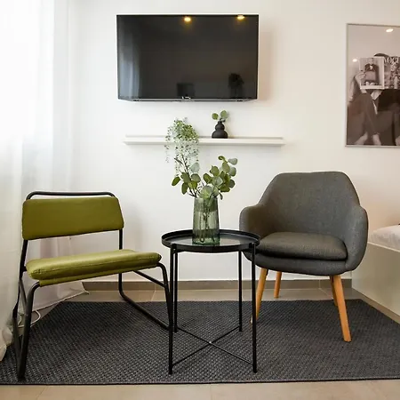 Classy Comfort - Chic Studio On Regina Elisabeta-2